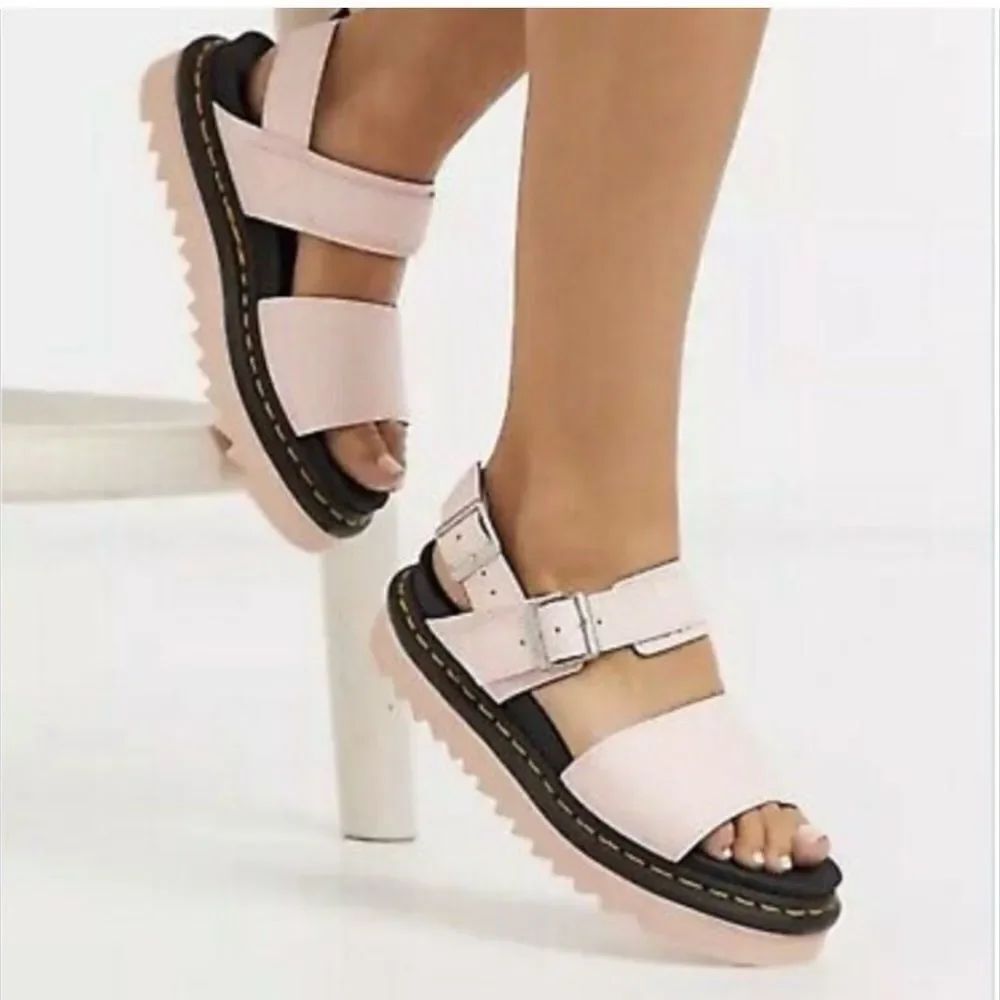 Dr. Martens Voss Pink salt Sandals 
Size 10